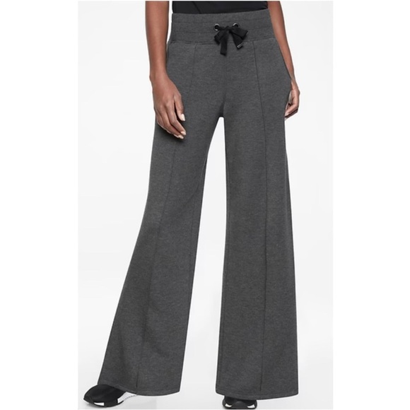 Athleta Sierra Grey Fleece Lined Wide Leg Sweatpants - Gray - Size XS - Picture 1 of 9